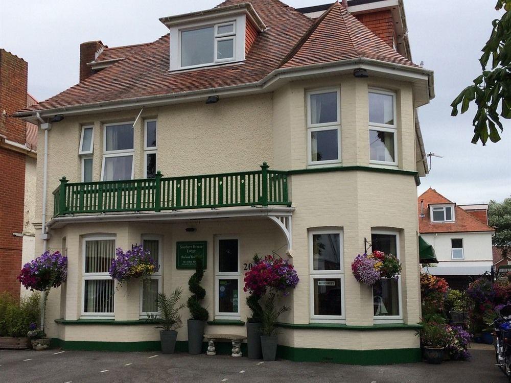 Southern Breeze Lodge - Adults Only Bournemouth Eksteriør bilde